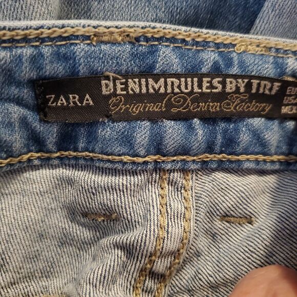 Zara Denim Rules by TRF Womens Sz 6 Denim Blue Jeans Distressed & Destoryed - Picture 5 of 11